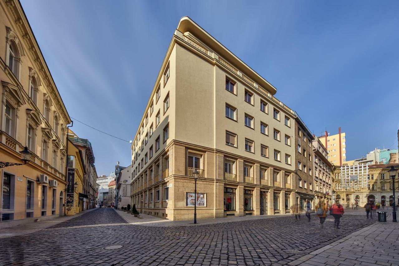 Pikachu'S Gallery - Historical Old Town Bratislava Exterior foto