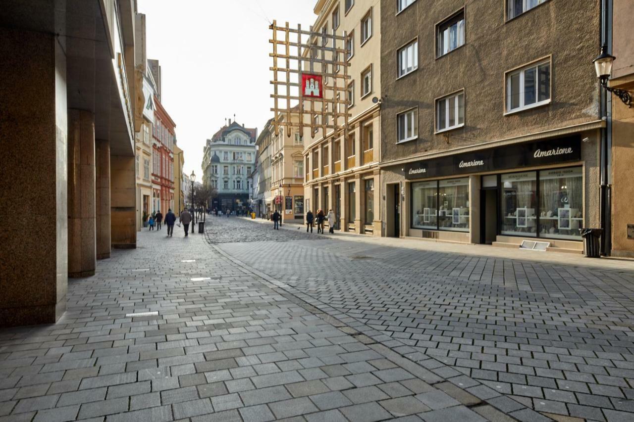 Pikachu'S Gallery - Historical Old Town Bratislava Exterior foto